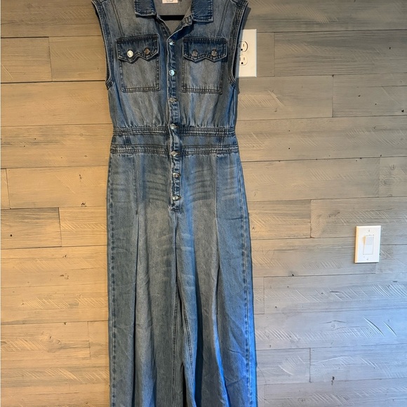 Bluivy Sleeveless Wide-Leg Blue Overalls - Picture 4 of 13